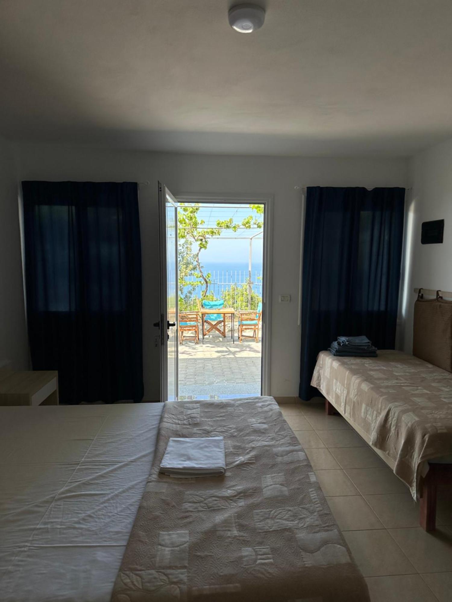Hotel Salt Life Dhërmi Esterno foto