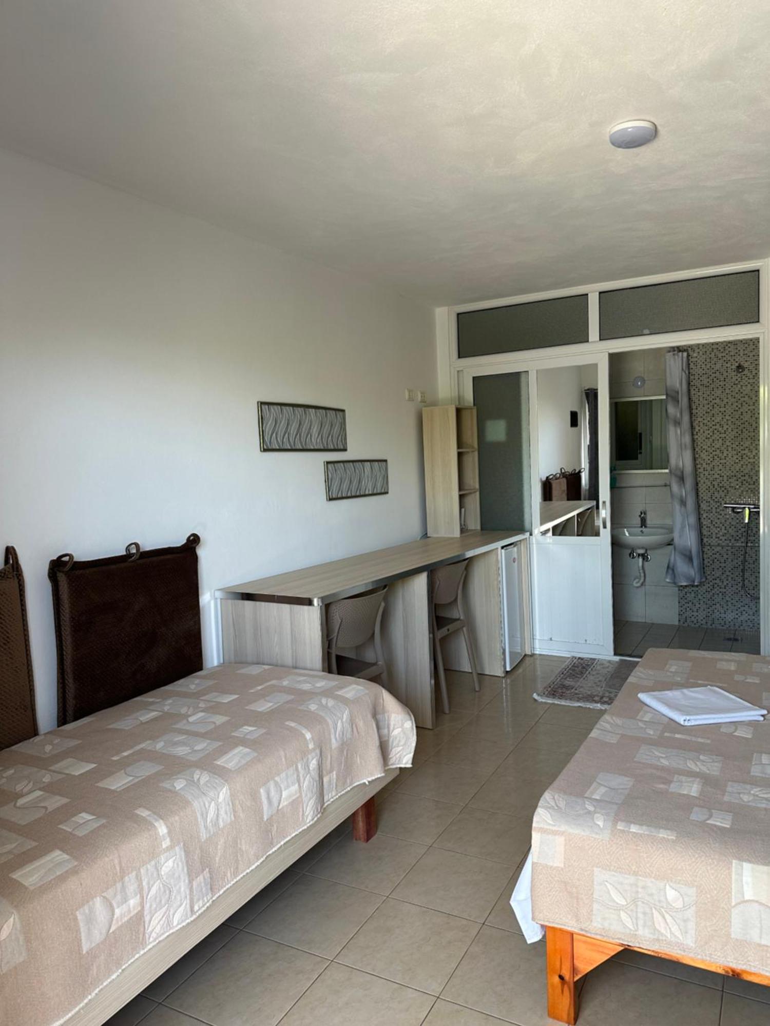 Hotel Salt Life Dhërmi Esterno foto
